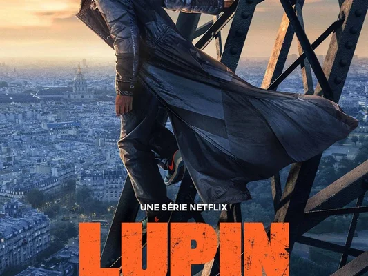 Affiche promotionnelle de Lupin saison 4, avec un personnage grimpant à la Tour Eiffel.