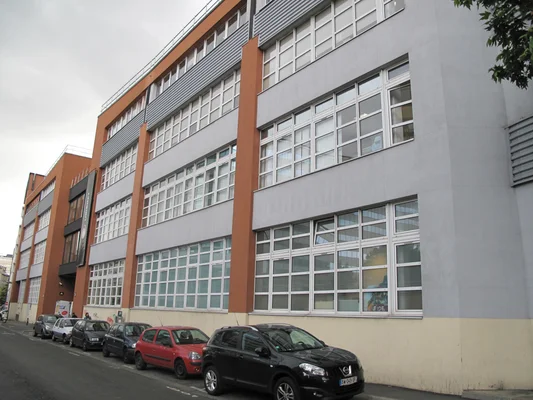 Siège administratif d'Ubisoft à Montreuil, au 28 rue Armand Carrel.