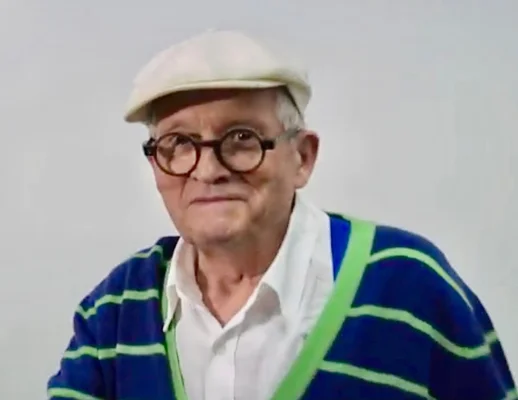 Portrait de David Hockney par une admiratrice en galerie.