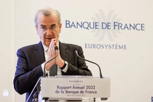 François Villeroy de Galhau présentant le rapport annuel 2022 de la Banque de France.