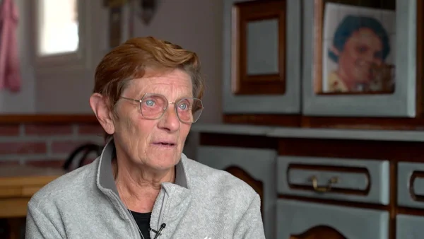 Une proche de l'une des victimes présumées d'Émile Louis, témoignant lors d'une interview.