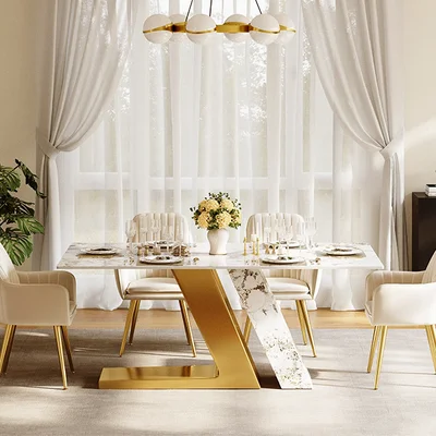 Salle à manger moderne d'Homary avec table en marbre et chaises beige.