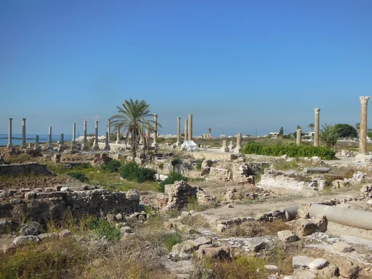 Vestiges archéologiques de la cité antique de Tyr, site classé par l'UNESCO.