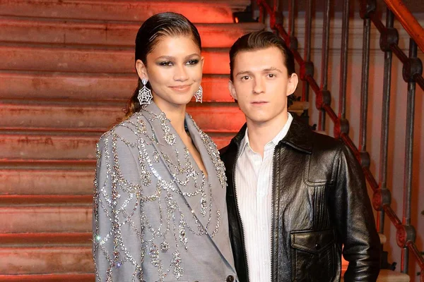 Zendaya et Tom Holland mariés en secret ? Le styliste Law Roach balance !