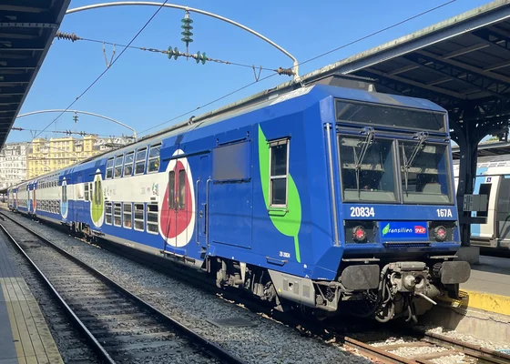 Une rame Z20500 de la ligne P à quai en gare de Paris-Est en juin 2023.