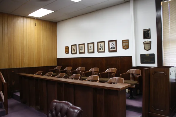 Vue de la salle d'audience du palais de justice du comté de Boone, où un jury a statué dans cette affaire.