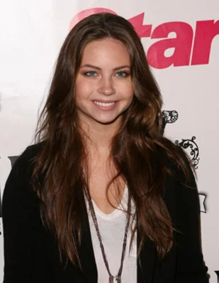 Daveigh Chase, actrice américaine et voix originale de Lilo, lors d’un événement pour le magazine Star.