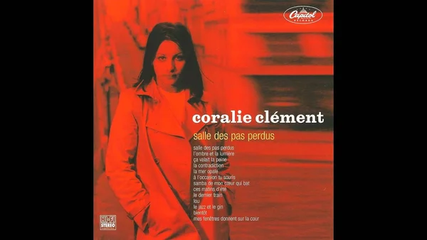 Pochette de l'album 'Salle des pas perdus' de Coralie Clément.