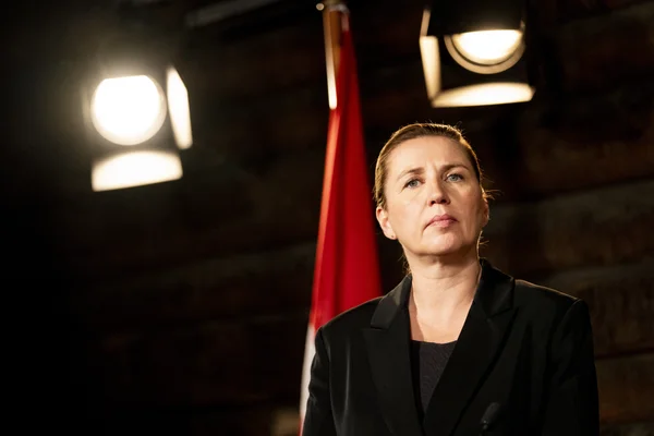 Mette Frederiksen, Première ministre du Danemark, s'exprimant lors d'un événement officiel.