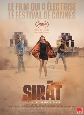 Affiche du film 'Sirât', primé au Festival de Cannes, avec trois personnages dans le désert.