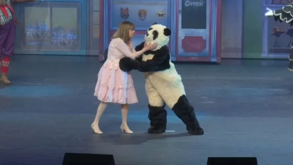 « Je ne comprends pas… »: la peine et l'appel de Chantal Goya qui s'est fait voler… Pandi Panda