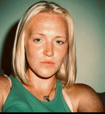 Lucy Stemp, disparue à Paris après le festival de Brest, photographiée en portrait.