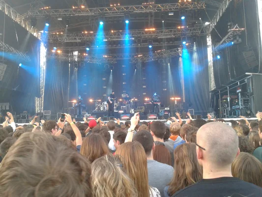 Orelsan en concert sur la Scène de la Plaine à Garorock 2012.