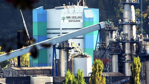 L'usine Fibre Excellence de Saint-Gaudens, site industriel emblématique de la production de pâte à papier.