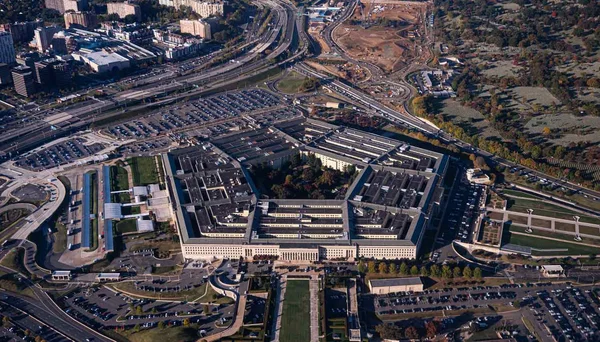 Vue aérienne du Pentagone, le quartier général de l'armée américaine, qui a inscrit des entreprises chinoises sur sa liste noire.