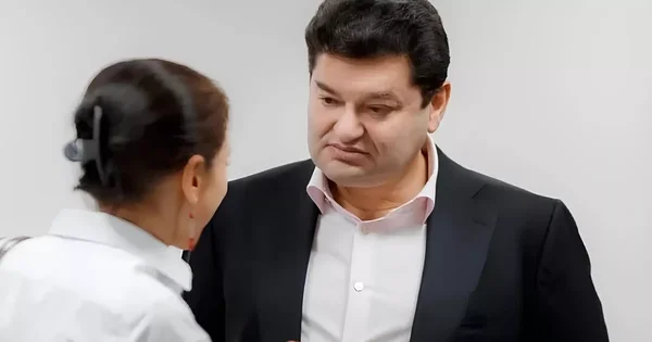 Vadim Ermolaev, l'oligarque ukrainien, en pleine conversation après l'explosion à Monaco.