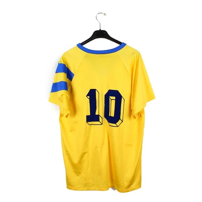 Maillot vintage du FC Gueugnon des années 1980, vu de dos avec le numéro 10.