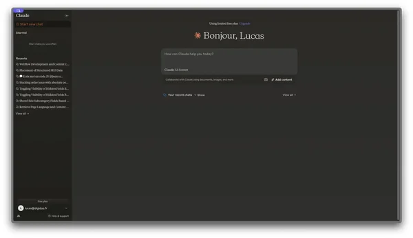 Interface de Claude AI en mode sombre, avec l'accueil 'Bonjour, Lucas' et l'historique des conversations.