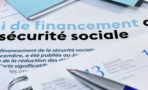 Document relatif à la loi de financement de la sécurité sociale, sujet connexe aux critiques de la Cour des comptes.