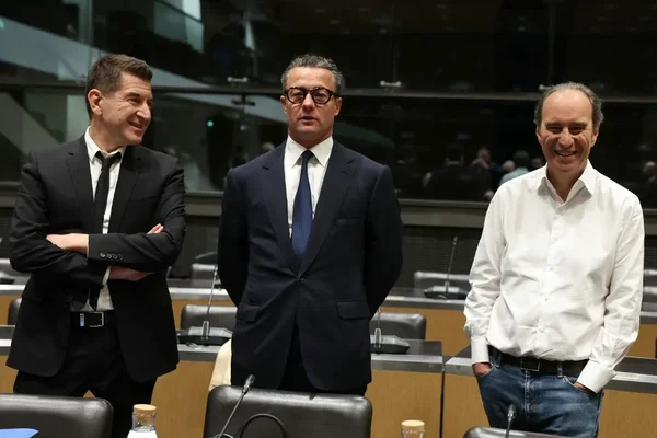 Xavier Niel et Matthieu Pigasse lors de leur audition à l'Assemblée nationale