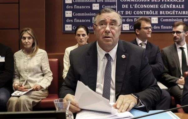 Audition parlementaire sur le plafonnement des prix des carburants.