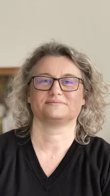 Sigrid Baffert, autrice du roman graphique « Hazar tango » (Cambourakis).