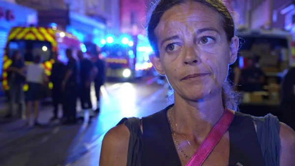 Une habitante témoigne après l'effondrement d'un immeuble à Noailles.