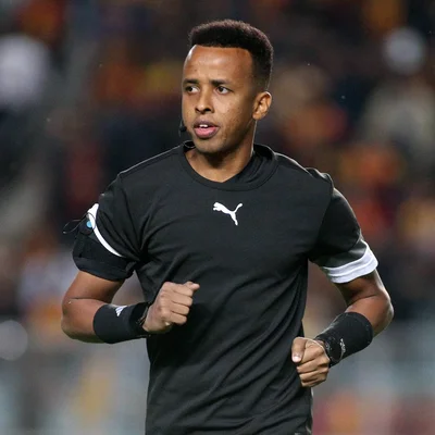 Omar Artan en action lors d'un match.