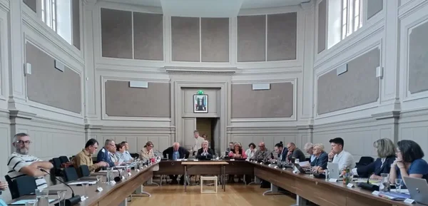 Conseil municipal à Lavaur : la dette communale au cœur des débats.