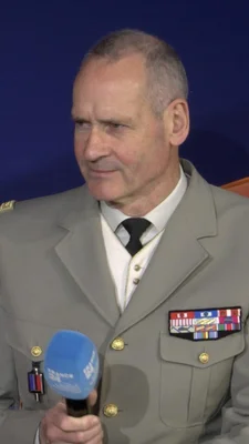 Le général Pierre Schill interviewé par France 24.