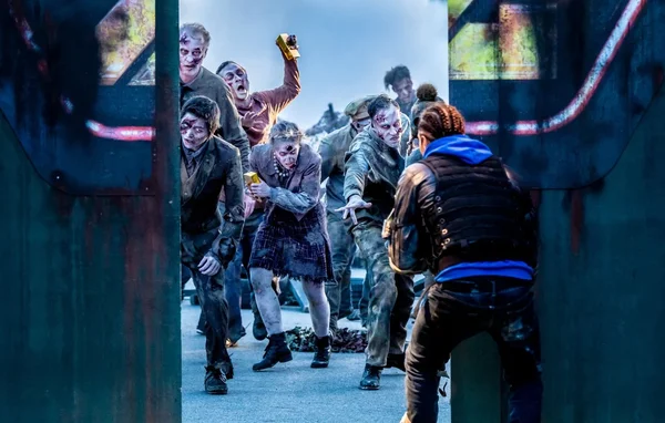 Zombies sur le tournage de la saison 2 de District Z.