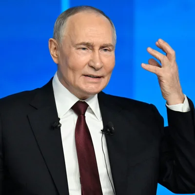 Vladimir Poutine s'exprimant sur le développement des forces nucléaires russes.