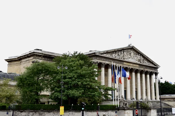 Le Palais Bourbon, siège de l'Assemblée nationale, à Paris.