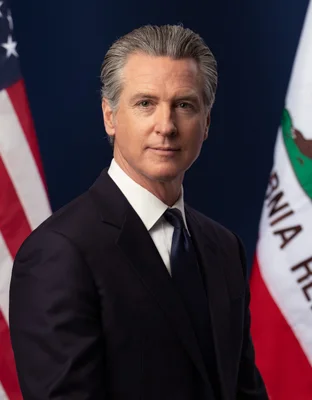 Portrait officiel du gouverneur de Californie Gavin Newsom.
