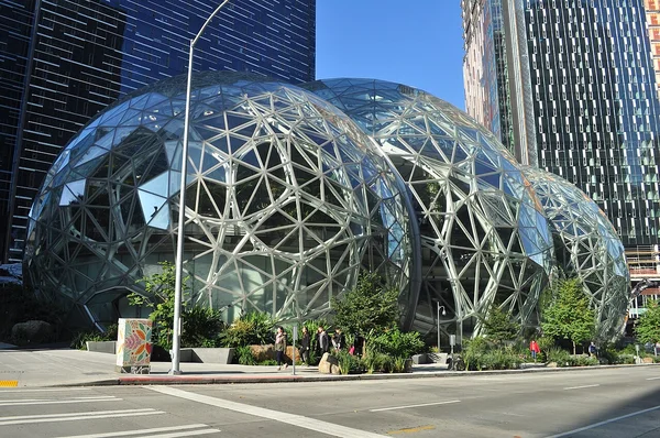 Les Amazon Spheres, siège emblématique d'Amazon à Seattle.