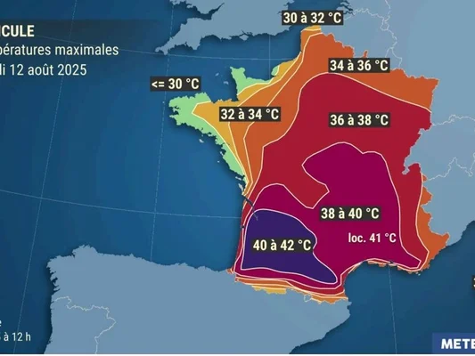 Prévision des températures maximales en France le 12 août 2025, avec des pointes au-dessus de 40°C dans le sud-ouest.
