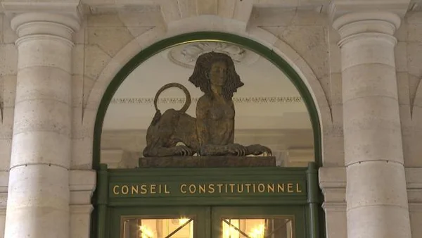 Siège du Conseil constitutionnel, instance ayant examiné la loi « Philippine».