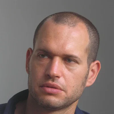 Portrait de Nadav Lapid, cinéaste israélien.