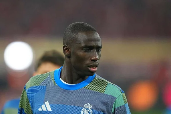 Ferland Mendy lors d'une séance d'entraînement du Real Madrid.