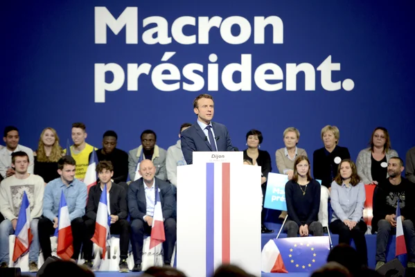 Emmanuel Macron en meeting au Zénith de Dijon pendant la campagne présidentielle de 2017.