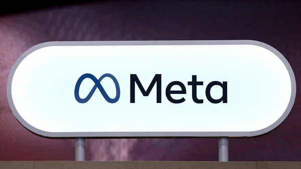 Le logo de Meta, au cœur d'une polémique sur les conversations de ses chatbots avec des enfants.