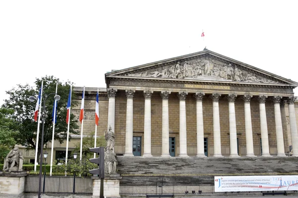 Le Palais Bourbon, siège de l'Assemblée nationale, lieu du vote sur la réforme du sport professionnel et de la gouvernance du football.