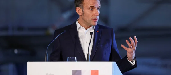 Emmanuel Macron annonce la mission navale française à Chypre.