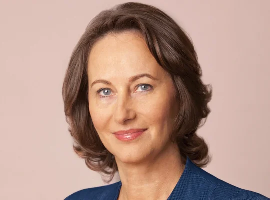 Portrait officiel de Ségolène Royal.