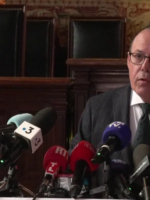 Conférence de presse des avocats de Jacqueline Jacob à la cour d'appel de Dijon.