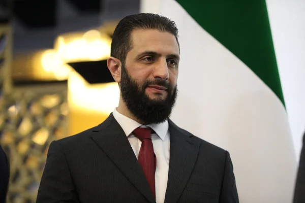 Le président syrien Ahmed al-Charaa lors de sa visite à l'Élysée.