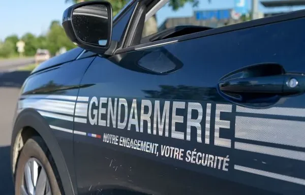 Véhicule de la Gendarmerie nationale, forces de l'ordre intervenues sur l'affaire.