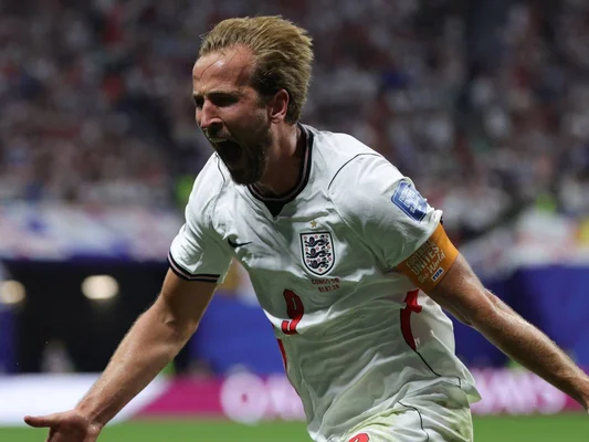 Un joueur anglais célèbre un but lors d'un match de la Coupe du monde 2026.