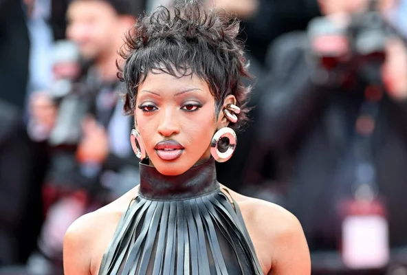 Ebony au cœur de la polémique après son annulation au Delta Festival.