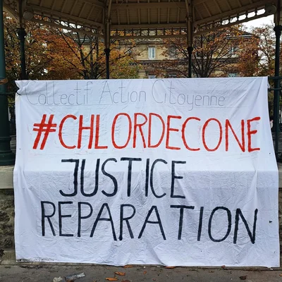 Bannière du Collectif Action Citoyenne réclamant justice et réparation pour le chlordécone.
